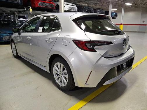 Classic Silver Metallic 2026 Toyota Corolla SE