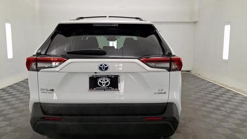 2024 Toyota RAV4 Hybrid LE