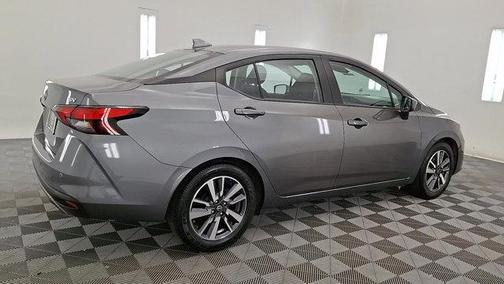 2023 Nissan Versa 1.6 SV