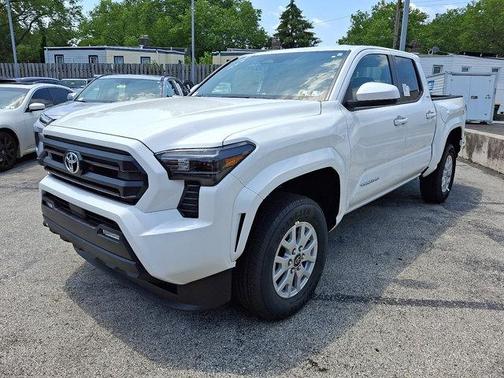 2025 Toyota Tacoma SR5