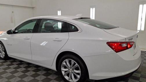 Summit White 2023 Chevrolet Malibu FWD 1LT