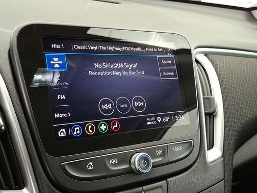 Summit White 2023 Chevrolet Malibu FWD 1LT