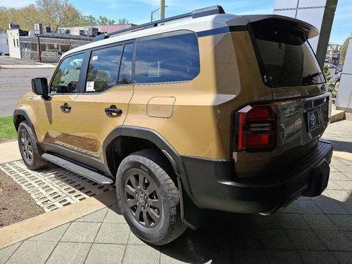 2025 Toyota Land Cruiser Base