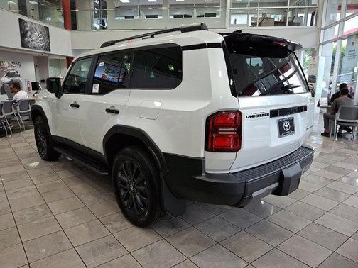 2025 Toyota Land Cruiser Base