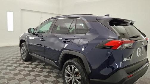 2022 Toyota RAV4 Hybrid XLE Premium