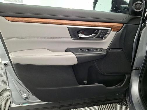 Lunar Silver Metallic 2022 Honda CR-V Hybrid EX-L