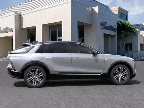 2025 Cadillac LYRIQ Luxury