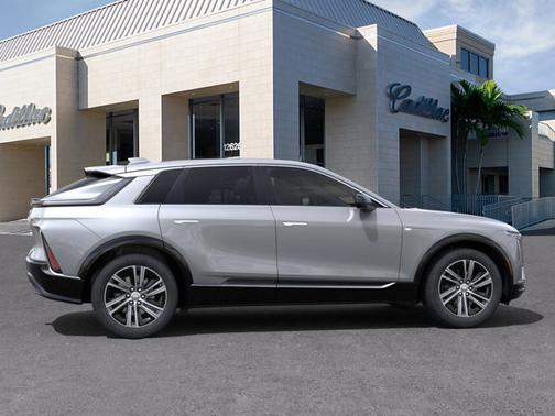 2025 Cadillac LYRIQ Luxury