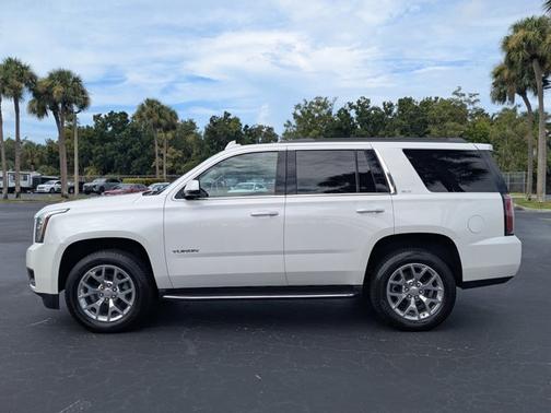 2017 GMC Yukon SLT