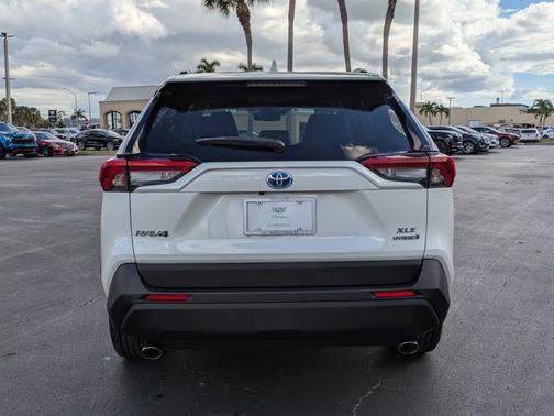 2021 Toyota RAV4 Hybrid XSE