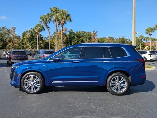 2025 Cadillac XT6 FWD Premium Luxury