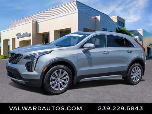 Argent Silver Metallic 2023 Cadillac XT4 FWD Premium Luxury