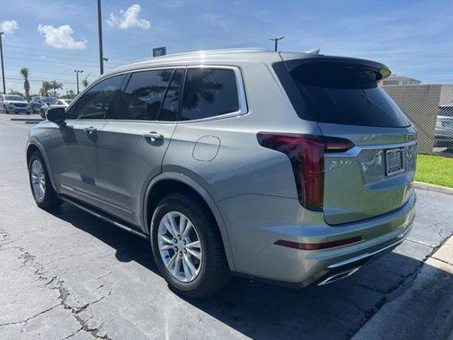 2023 Cadillac XT6 FWD Luxury