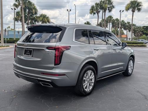 2023 Cadillac XT6 FWD Luxury