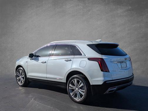 2023 Cadillac XT5 FWD Premium Luxury