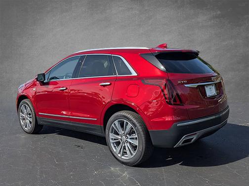 2024 Cadillac XT5 FWD Premium Luxury