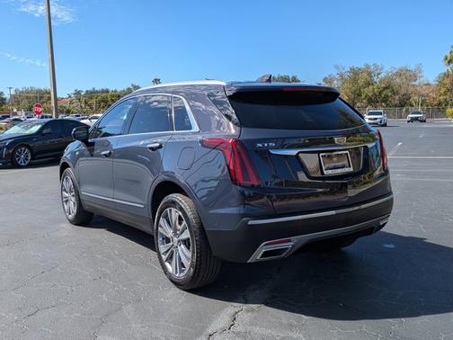 2024 Cadillac XT5 FWD Premium Luxury