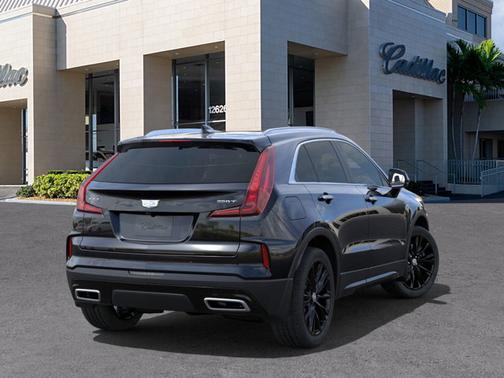2025 Cadillac XT4 FWD Premium Luxury