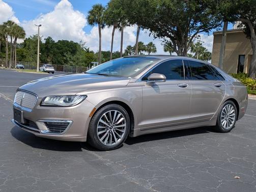Iced Mocha Metallic 2018 Lincoln MKZ Select