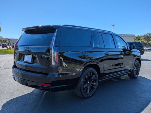 2021 Cadillac Escalade ESV Sport Platinum