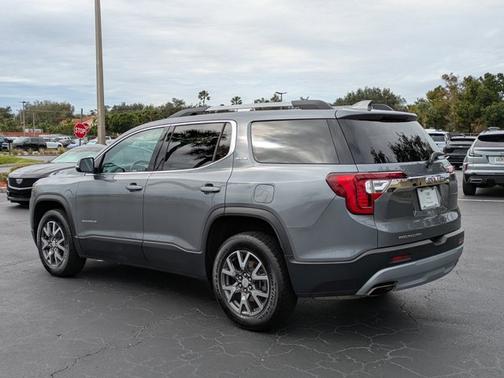 2020 GMC Acadia SLE