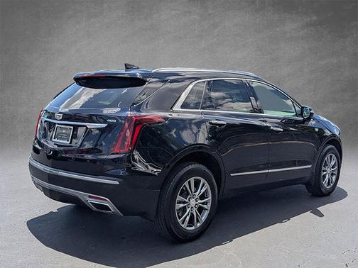 2022 Cadillac XT5 FWD Premium Luxury