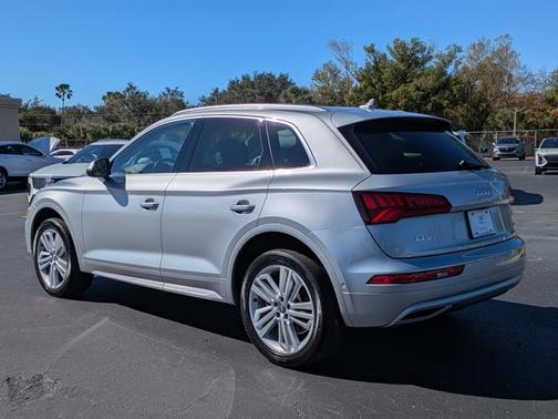 2020 Audi Q5 45 Prestige