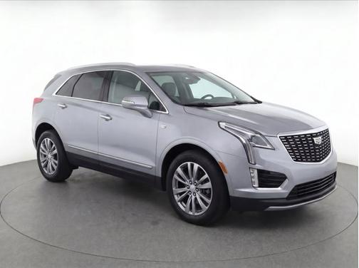 Argent Silver Metallic 2025 Cadillac XT5 FWD Premium Luxury