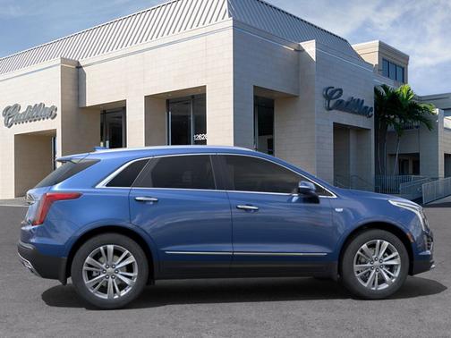 2025 Cadillac XT5 FWD Premium Luxury