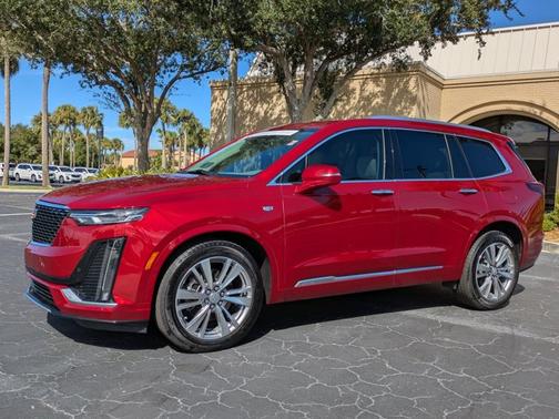 2023 Cadillac XT6 FWD Premium Luxury