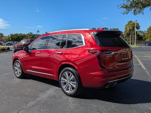 2023 Cadillac XT6 FWD Premium Luxury