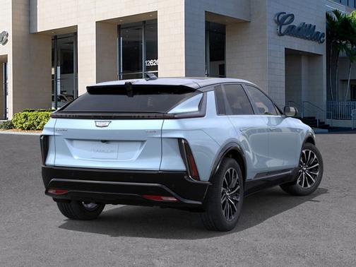 2025 Cadillac LYRIQ Sport