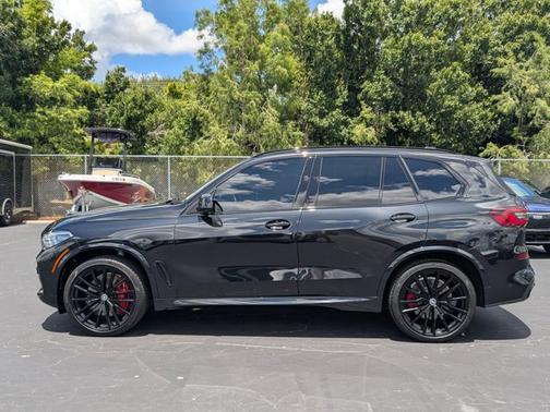 2023 BMW X5 M50i