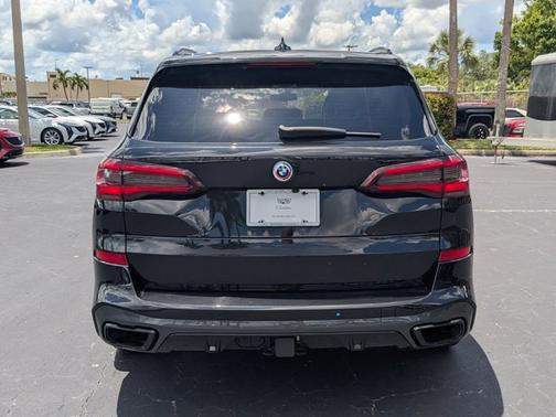 2023 BMW X5 M50i