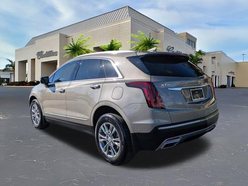 2023 Cadillac XT5 FWD Premium Luxury