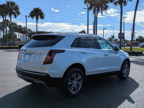 2023 Cadillac XT5 AWD Premium Luxury
