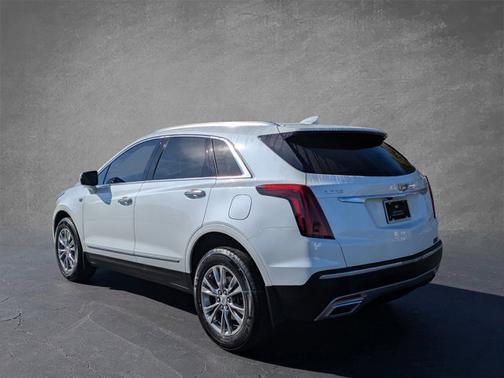 2022 Cadillac XT5 FWD Premium Luxury