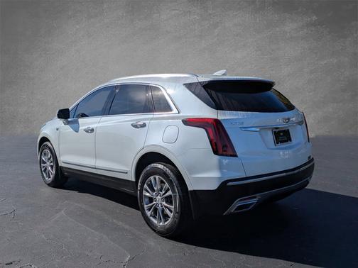 2022 Cadillac XT5 FWD Premium Luxury