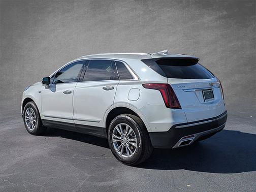 2022 Cadillac XT5 FWD Premium Luxury