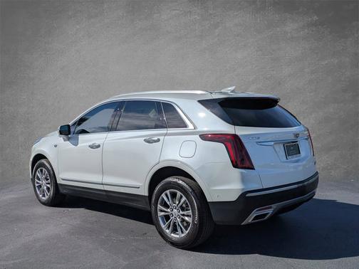 2022 Cadillac XT5 FWD Premium Luxury