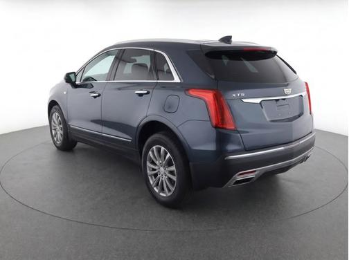 Shadow Metallic 2021 Cadillac XT5 FWD Premium Luxury