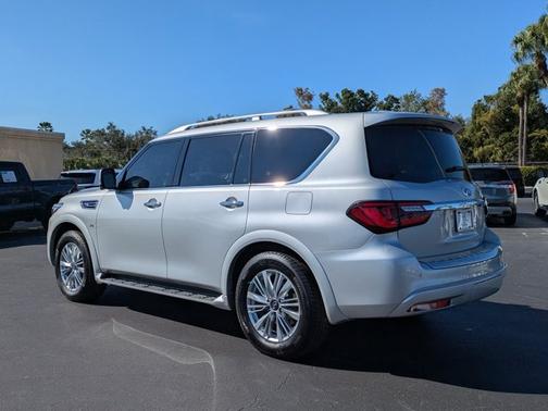 2019 INFINITI QX80 LUXE