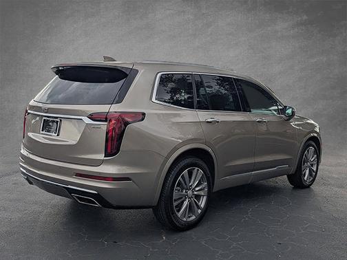 2022 Cadillac XT6 Premium Luxury