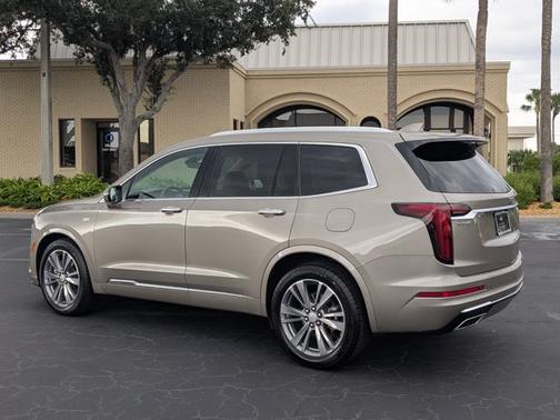 2022 Cadillac XT6 Premium Luxury