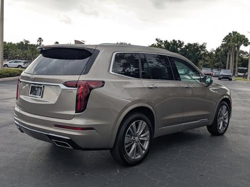 2022 Cadillac XT6 Premium Luxury