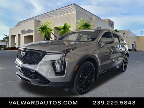 2025 Cadillac XT4 FWD Premium Luxury