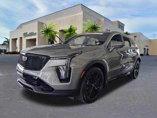 2025 Cadillac XT4 FWD Premium Luxury