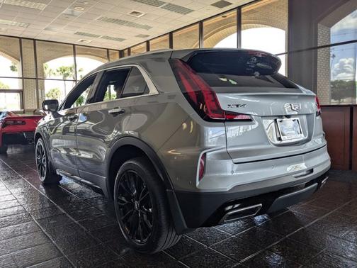 2025 Cadillac XT4 FWD Premium Luxury