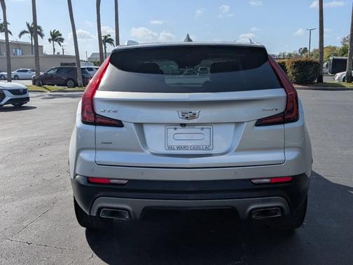 2020 Cadillac XT4 Premium Luxury