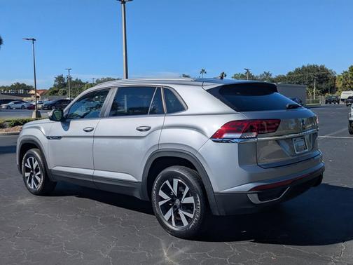 2022 Volkswagen Atlas Cross Sport 2.0T SE